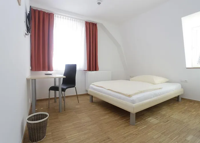 Altstadtpension Waltner Friedberg (Bavaria)